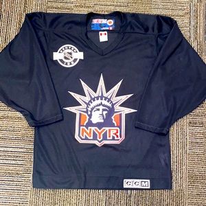 Vintage Center Ice CCM NHL NY Rangers Jersey adult size S